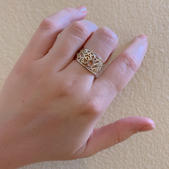 Disney souvenir Rhodium metal cutout Mickey Mouse ring (size 7) - Picture 2 of 7